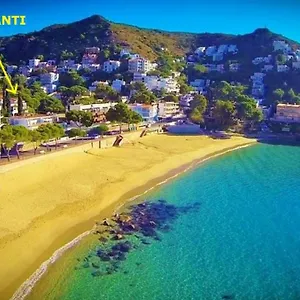 El Berganti En Canyelles Petites España